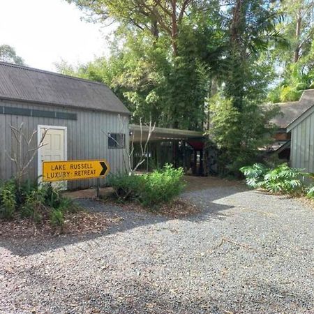 Lake Russell Retreat Emerald Beach Exterior photo